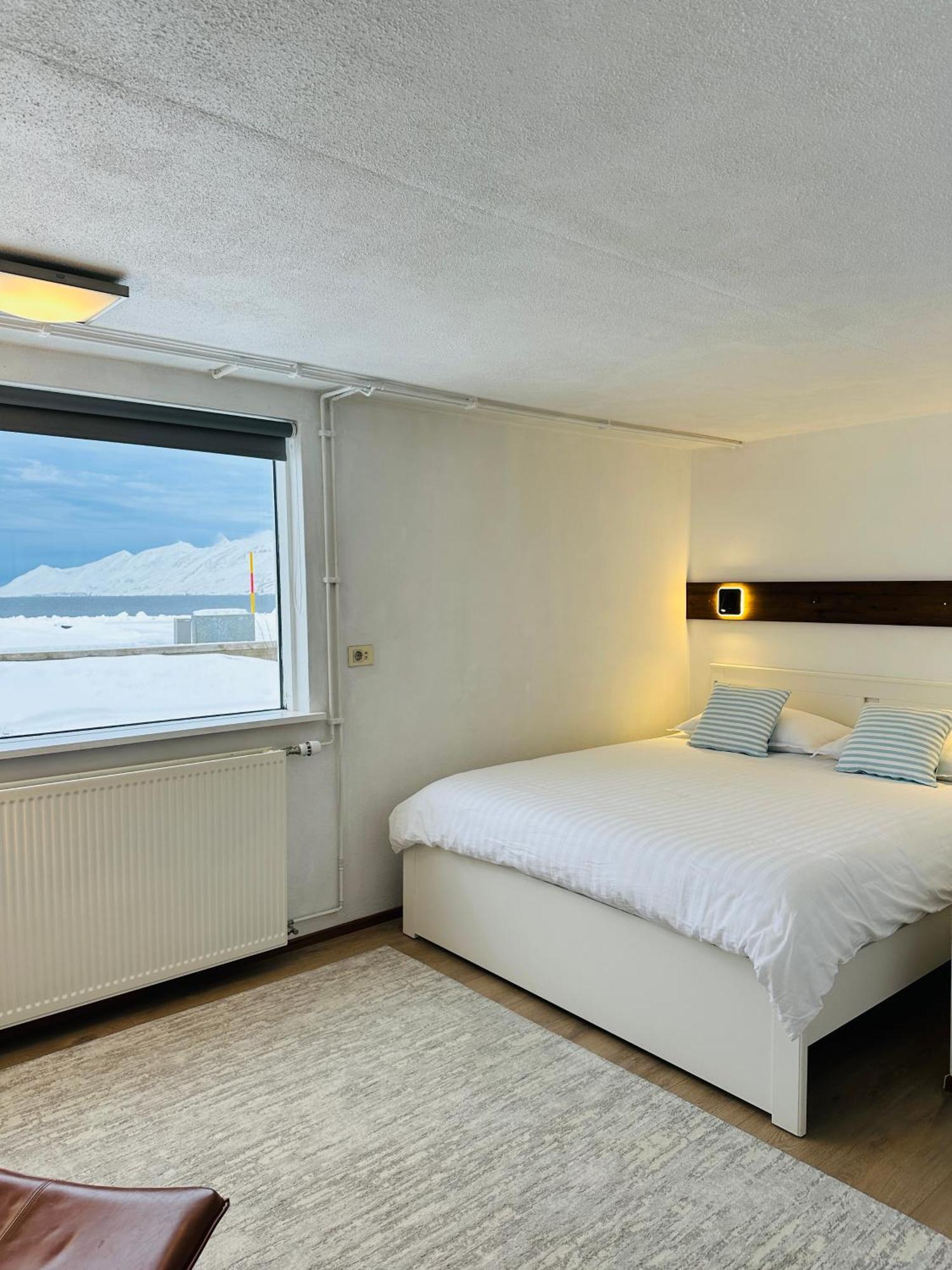 Waterfront Fjord House Ξενοδοχείο Arskogssandur Δωμάτιο φωτογραφία