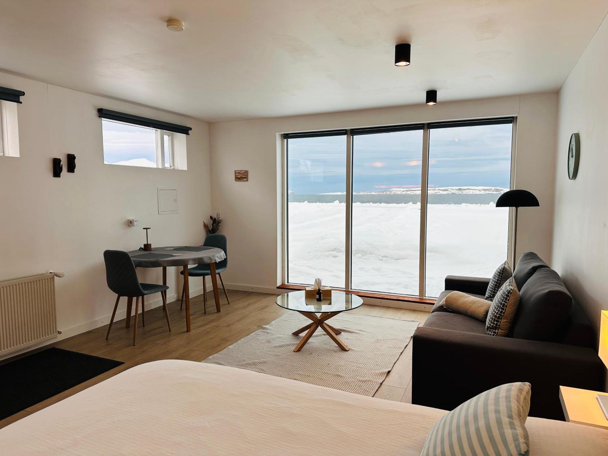 Waterfront Fjord House Ξενοδοχείο Arskogssandur Εξωτερικό φωτογραφία